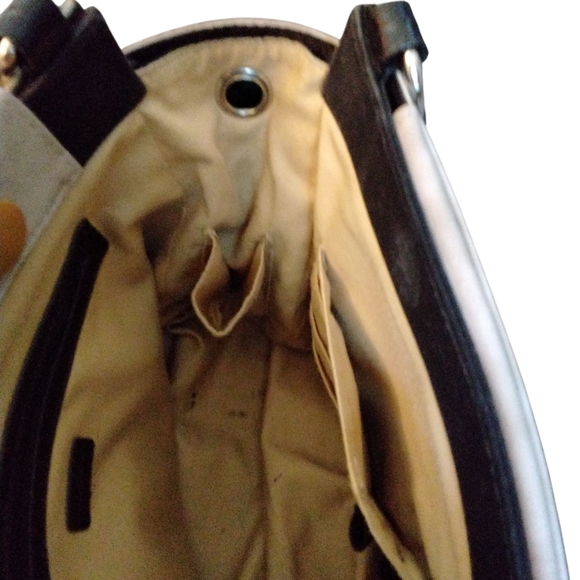 Miche Prima Base Bag With 3 Covers = Three Miche Shoulder Bags - Picture 9 of 13